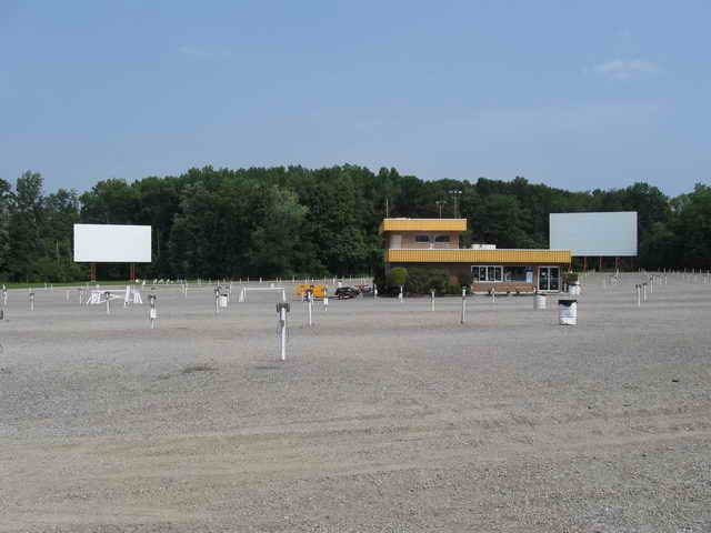 Elm Road Triple Drive-In - 2000S Photos